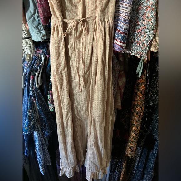 Unavailable! This dress is no longer available. - Picture 6 of 14